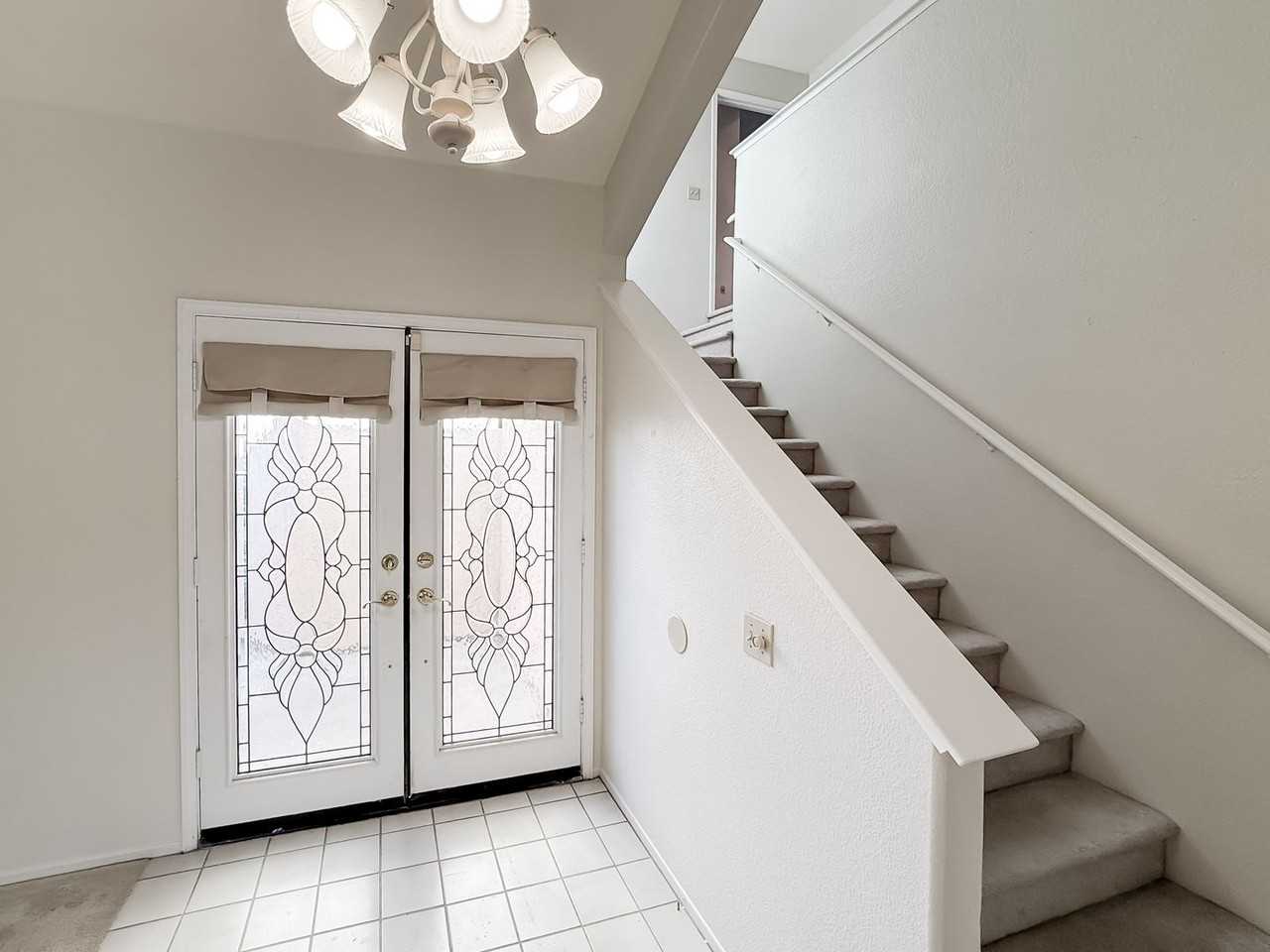 40041 Zamura Ct - Photo 6 of 39