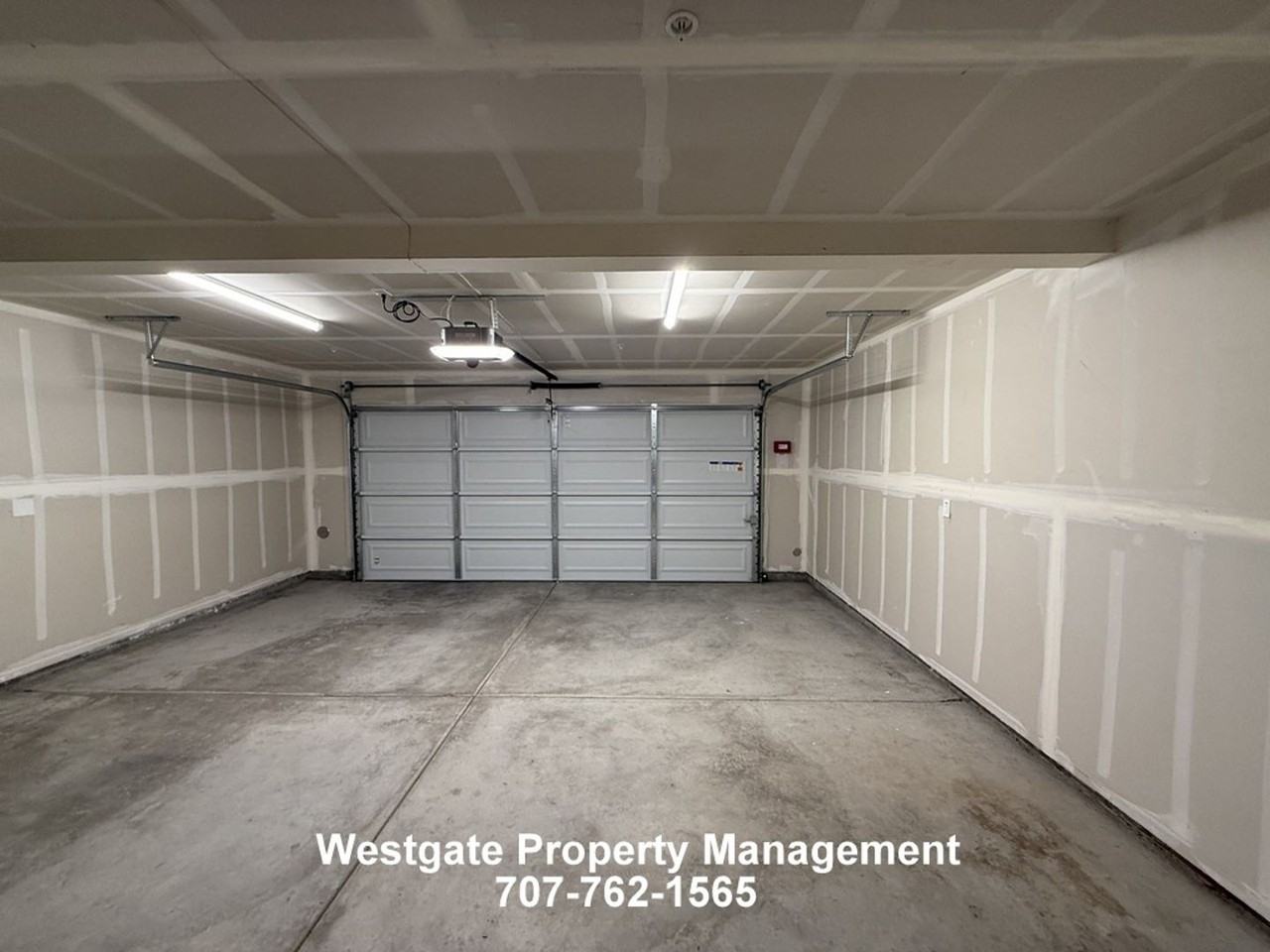 209 Wellness Way - Photo 5 of 30