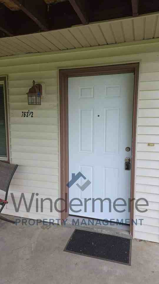 763 1/2 Village Way - Photo 3 of 19