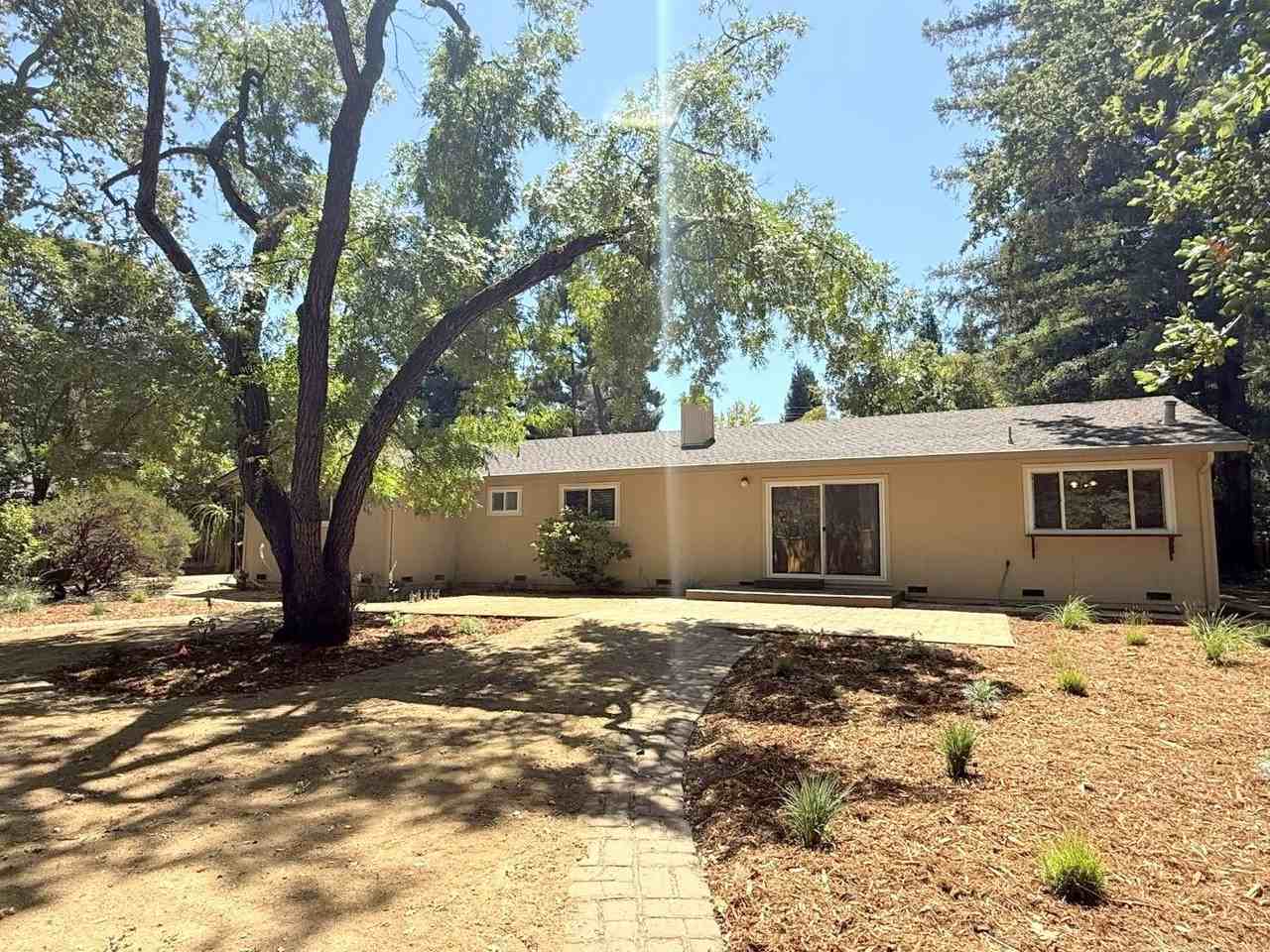 2690 Danville Blvd - Photo 2 of 37
