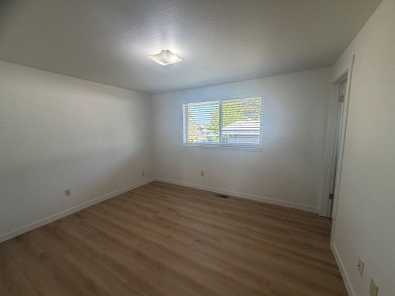 3305 19th St - Photo 5 of 7