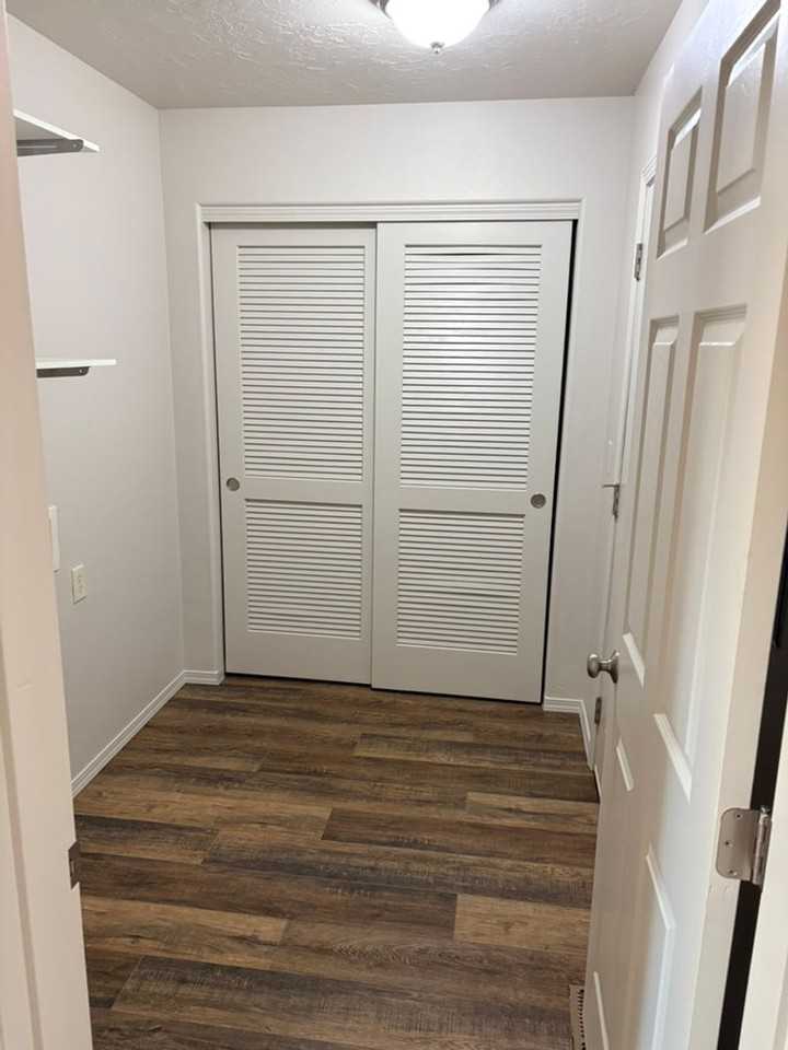 16697 Shaw Pine Ct - Photo 5 of 16
