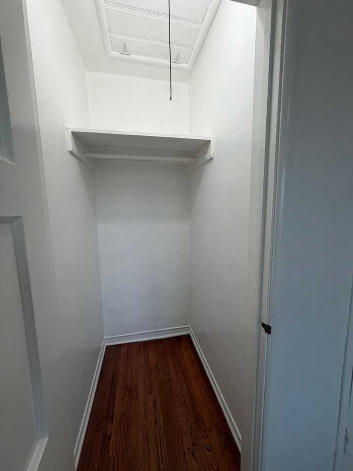 1602 Ashby Ave - Photo 6 of 9