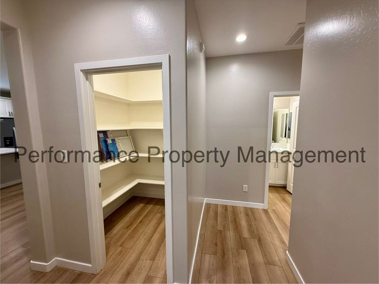 7215 Canyon Creek Dr - Photo 7 of 21