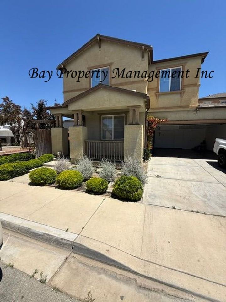 380 Barolo Cir - Photo 2 of 27