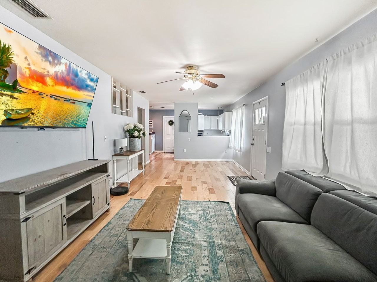 10904 Temple Ave - Photo 5 of 22