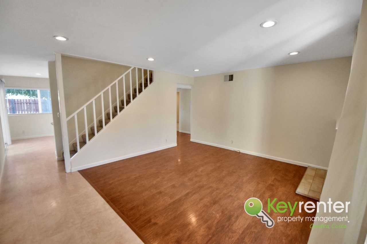 2810 Bowlin Ave - Photo 5 of 25