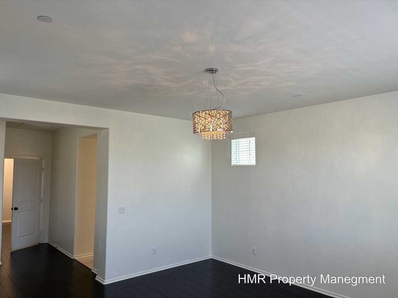 3129 E Mayacama Way - Photo 3 of 27