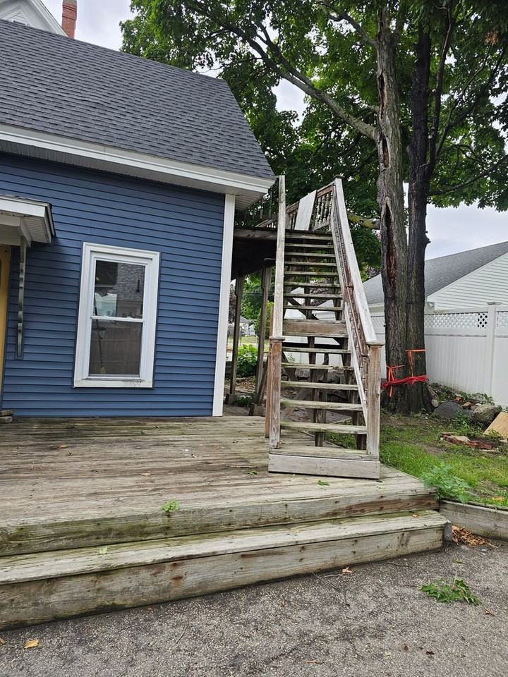605 Hall St - Photo 3 of 18