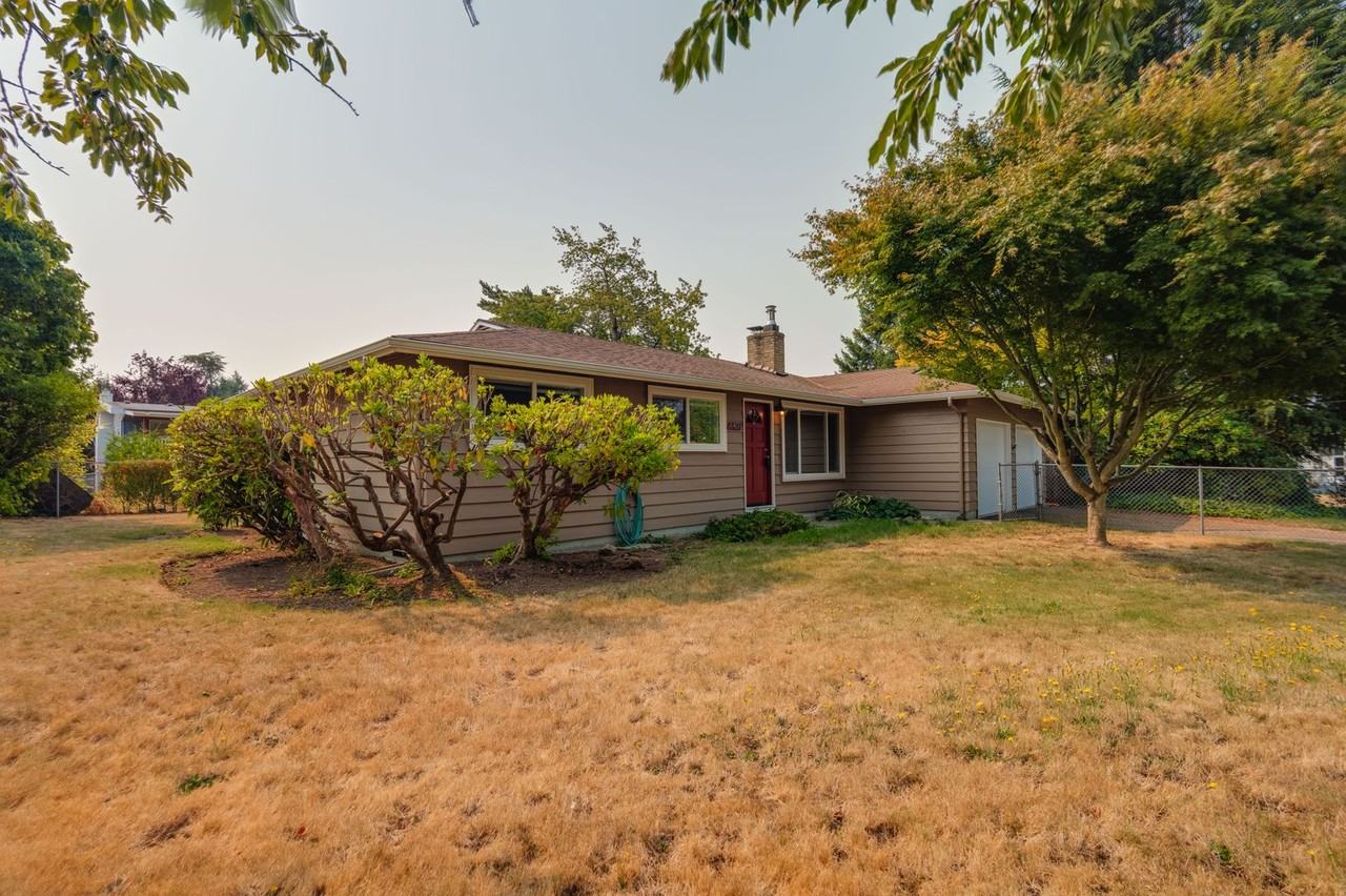 4409 S 292nd St - Photo 4 of 23