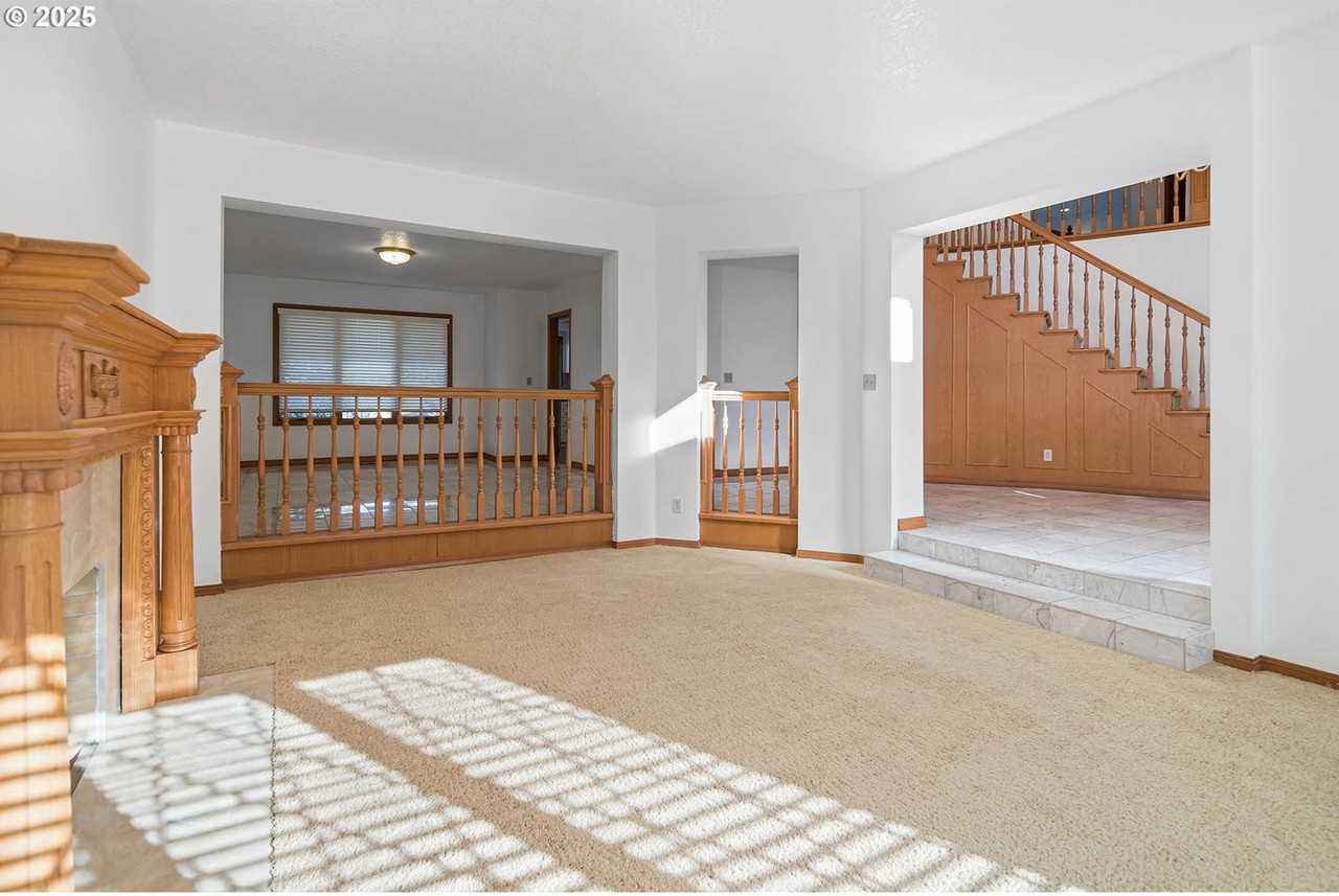 13187 Nw Burton St - Photo 5 of 36