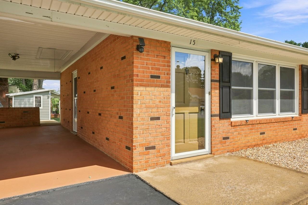 15 Eavers Cir - Photo 2 of 23