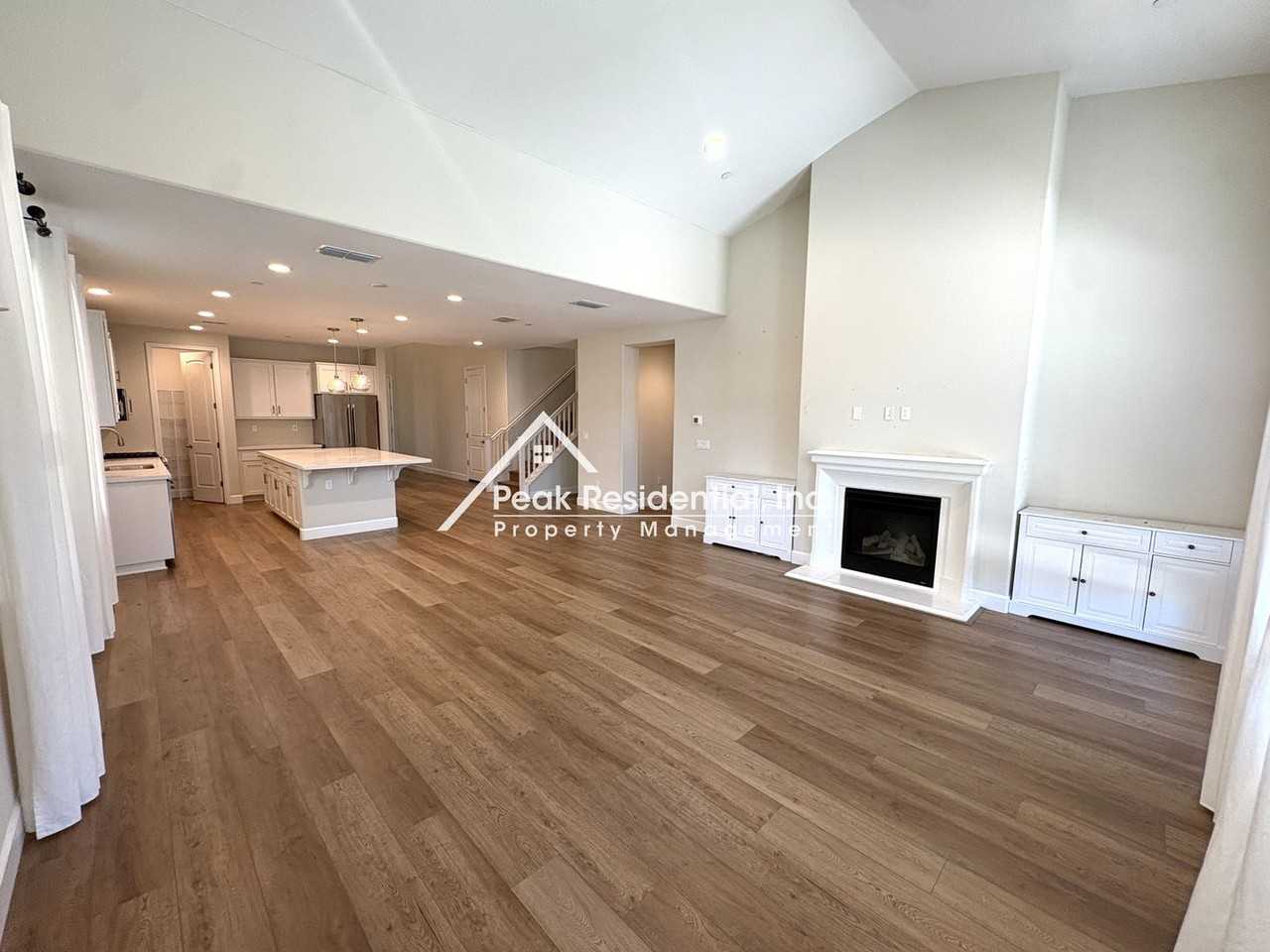 2794 Elderberry St - Photo 5 of 27