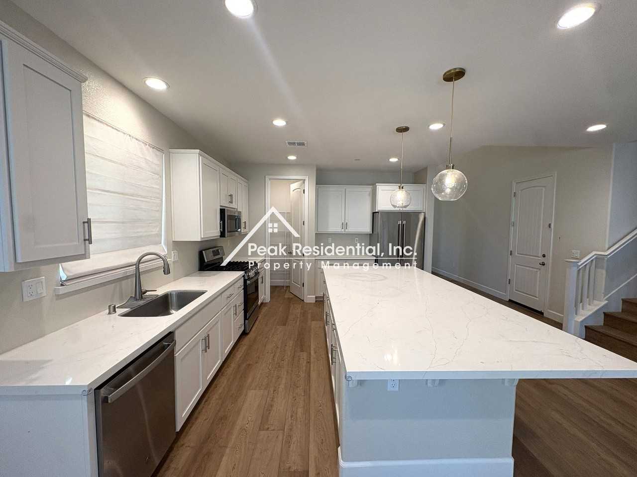 2794 Elderberry St - Photo 6 of 27