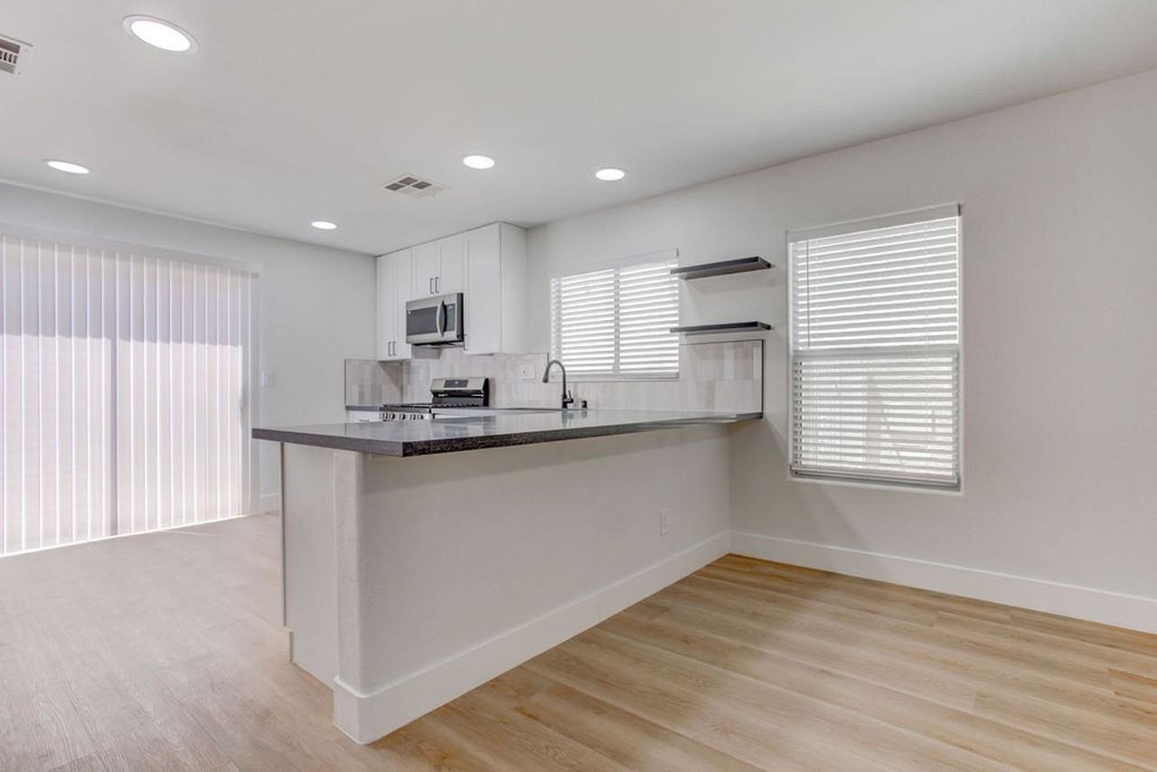 8765 First Lady Ave - Photo 7 of 34