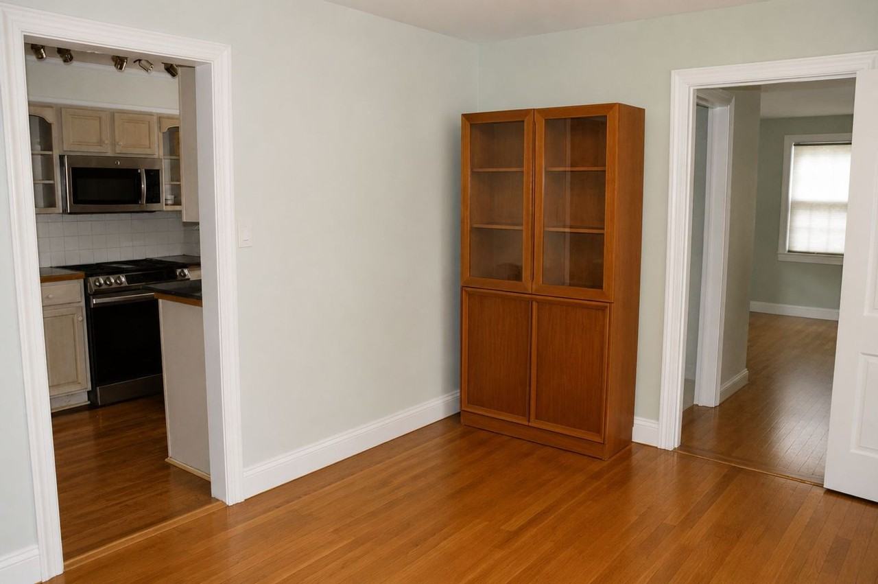 W Asher St - Photo 7 of 20