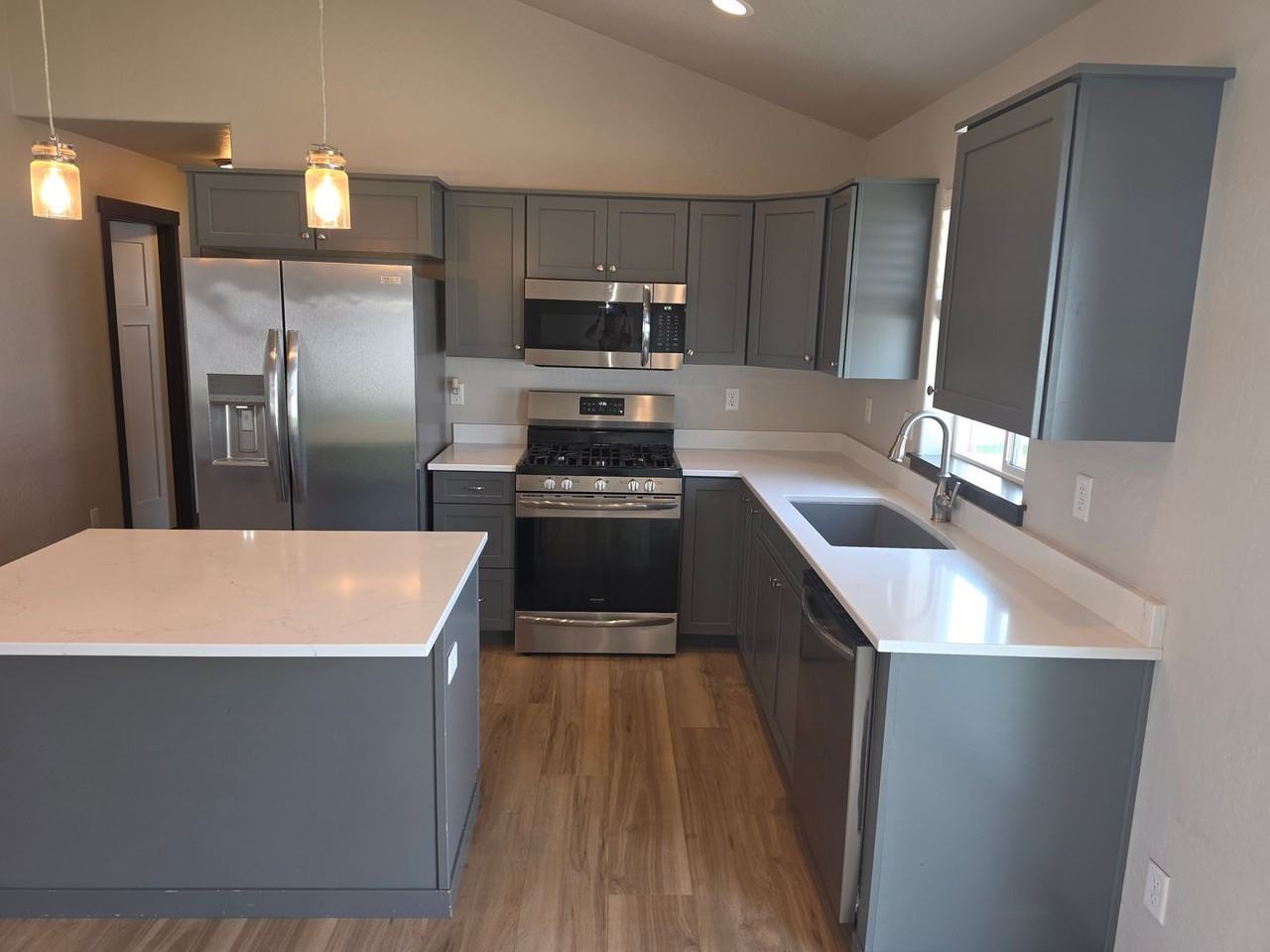 3885 N Pradera Ln - Photo 5 of 13