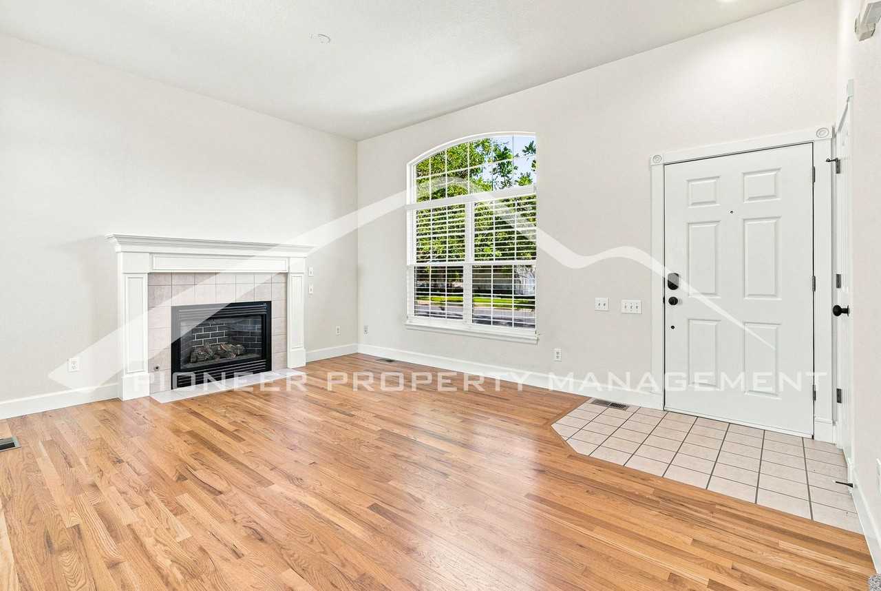 7786 E Severn Pl - Photo 3 of 28