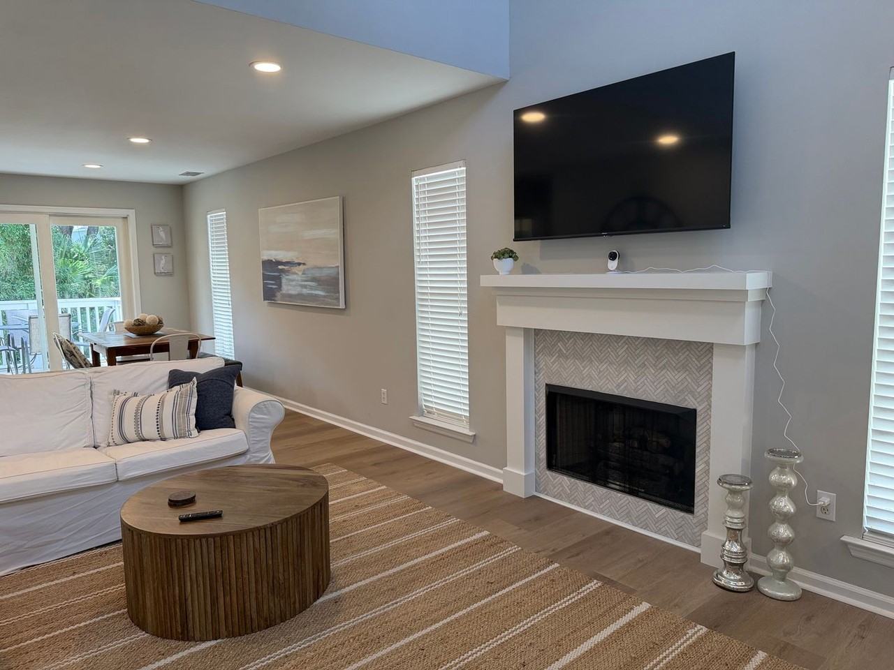 10 Cobblestone Ct - Photo 7 of 43