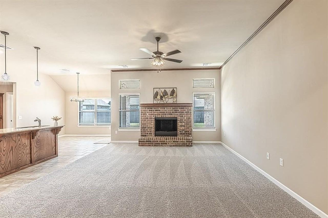 4528 Adobe Ct - Photo 7 of 23