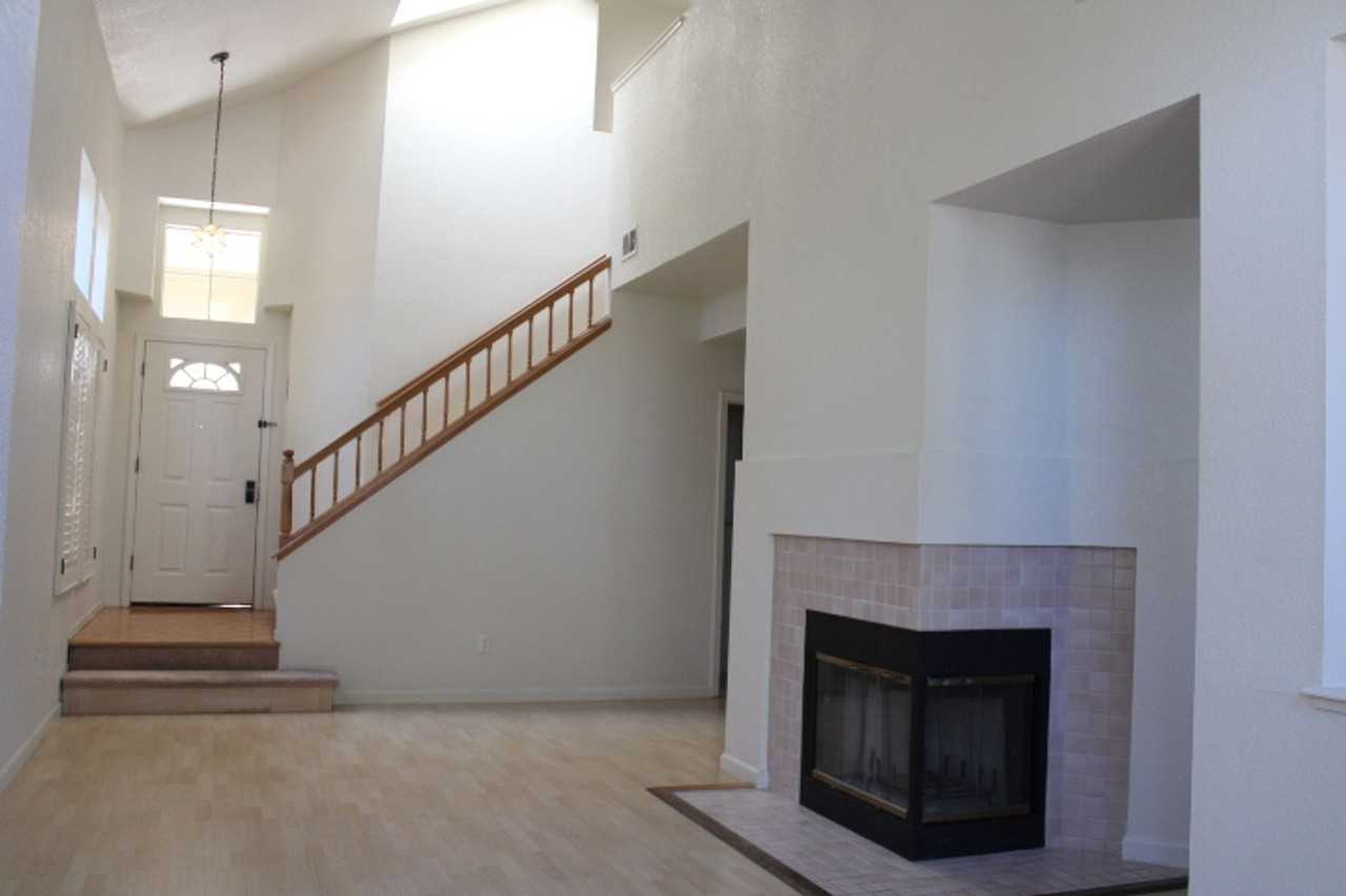 293 Scotts Vly - Photo 2 of 33