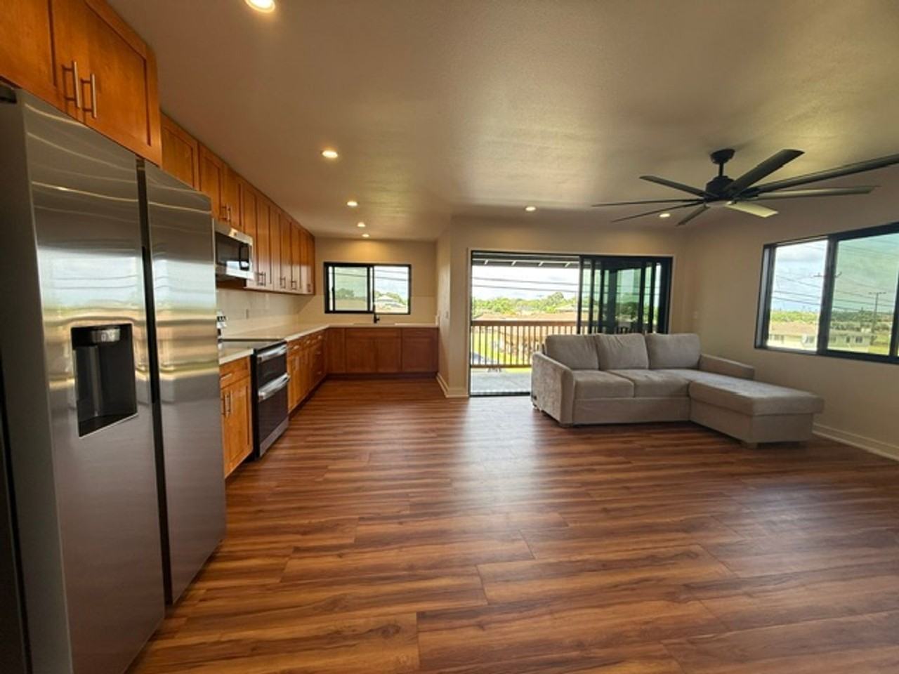 2 Nonou Rd #2 - Photo 2 of 12