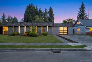 1220 25th St Se - Photo 1 of 1