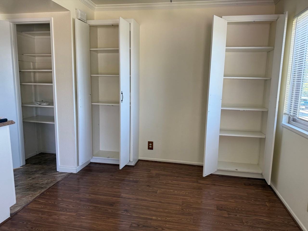 5911 Birch St #3 - Photo 4 of 18