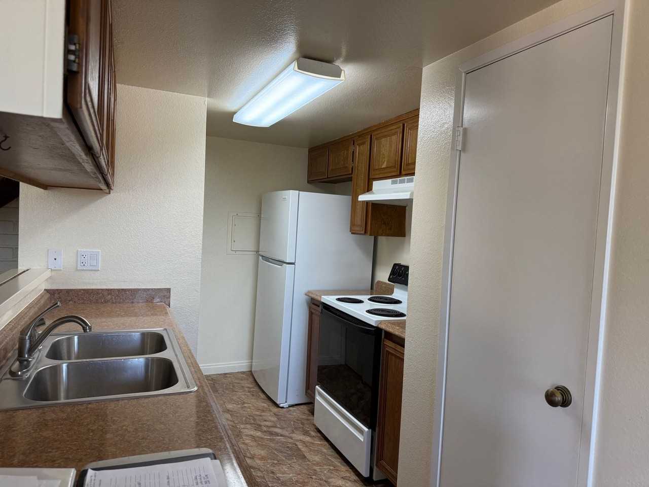 5911 Birch St #3 - Photo 6 of 18
