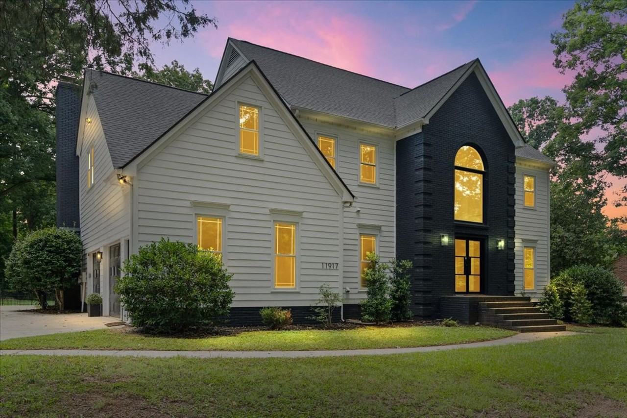 11917 Shady Oak Ct - Photo 2 of 25