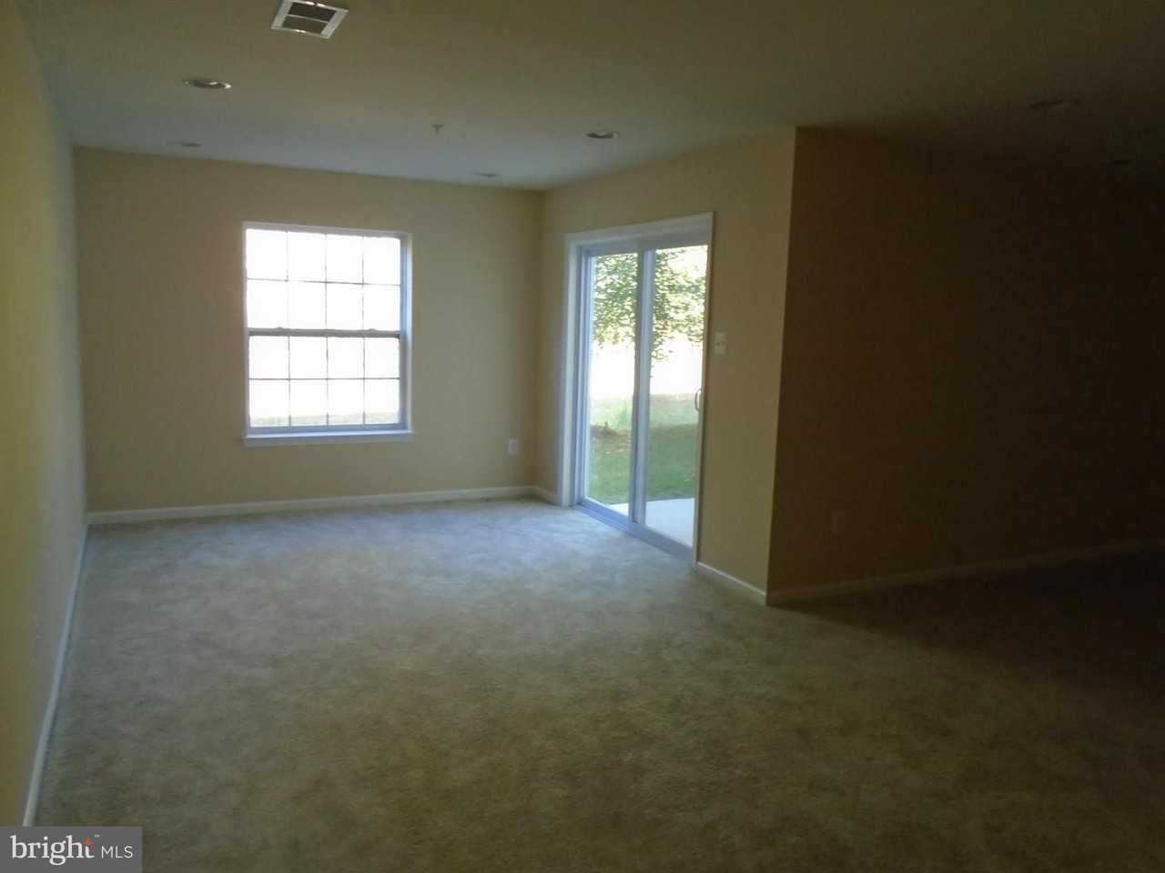 7886 River Rock Way - Photo 3 of 22