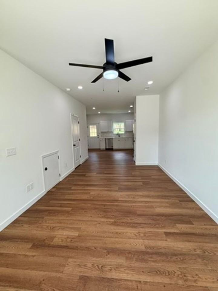 141 Cannon Rd - Photo 3 of 15