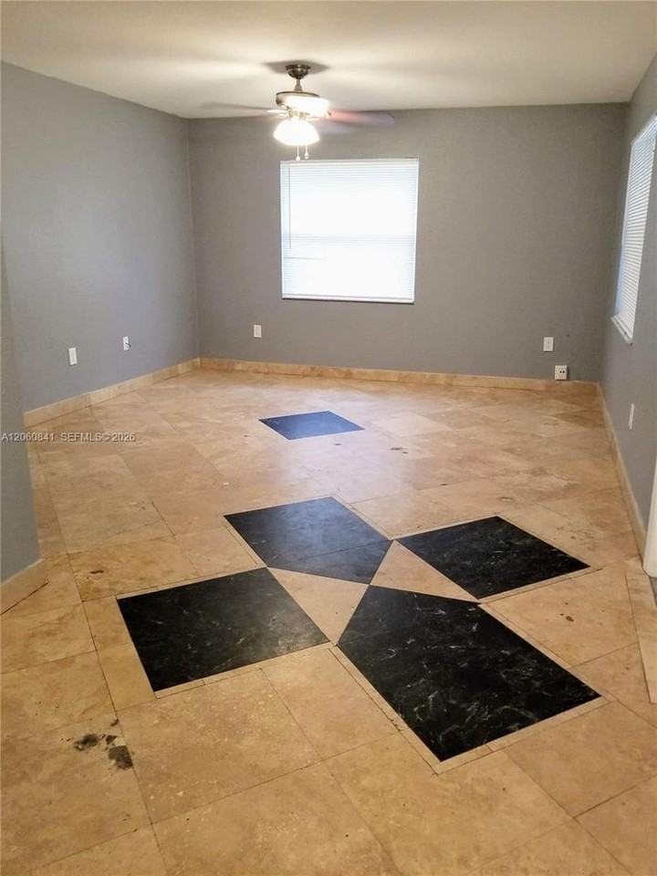 2761 2761 NW 6th Street 2761, Pompano Beach, FL 33069 - 2119 #2119 - Photo 4 of 14