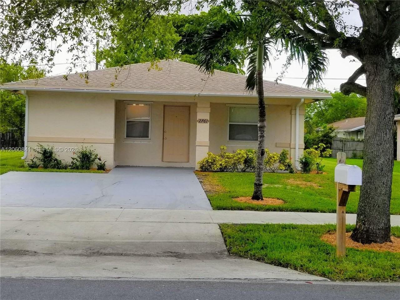 2761 2761 NW 6th Street 2761, Pompano Beach, FL 33069 - 2119 #2119 - Photo 6 of 14