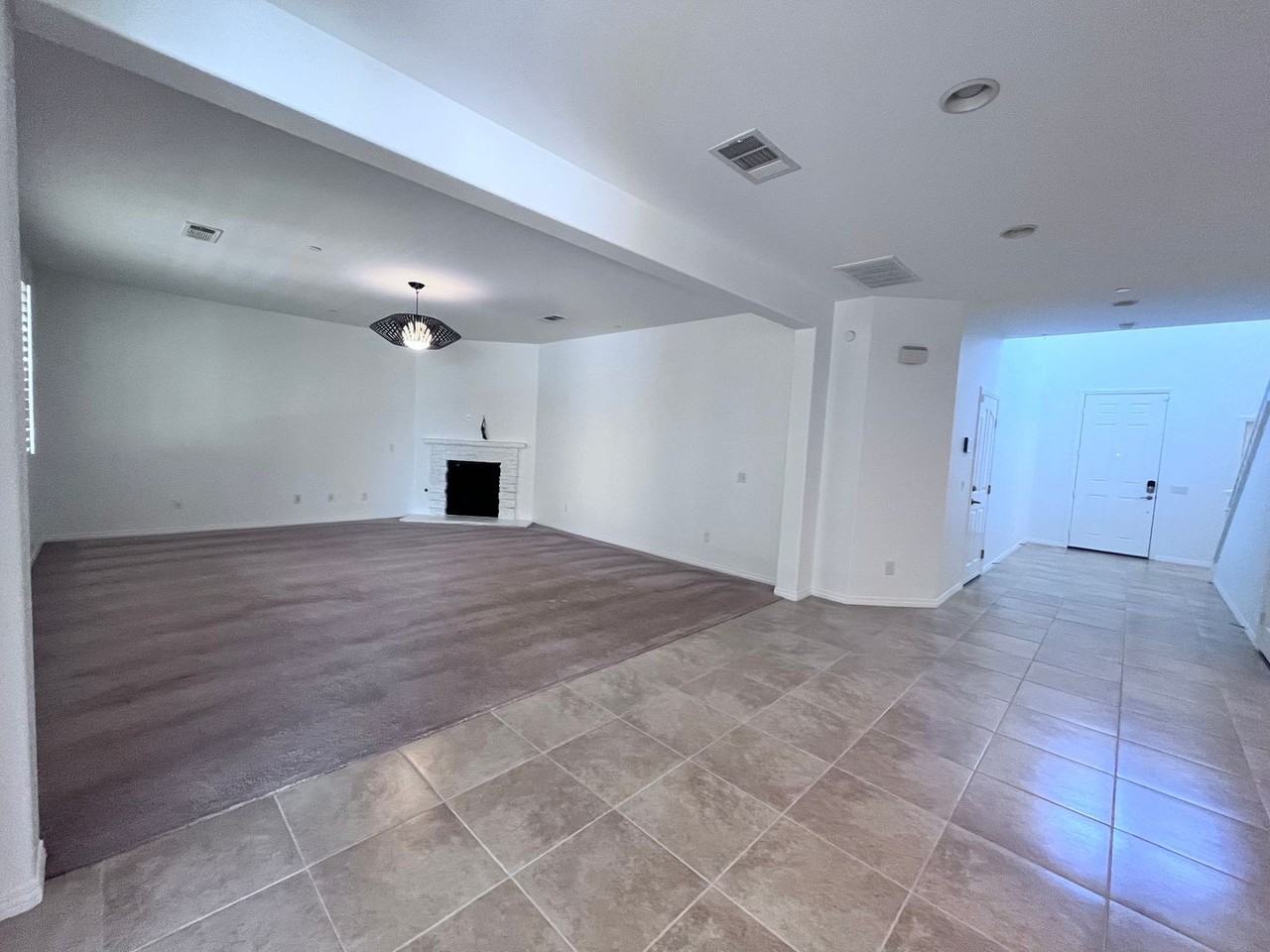 4040 Obsidian Rd - Photo 7 of 14