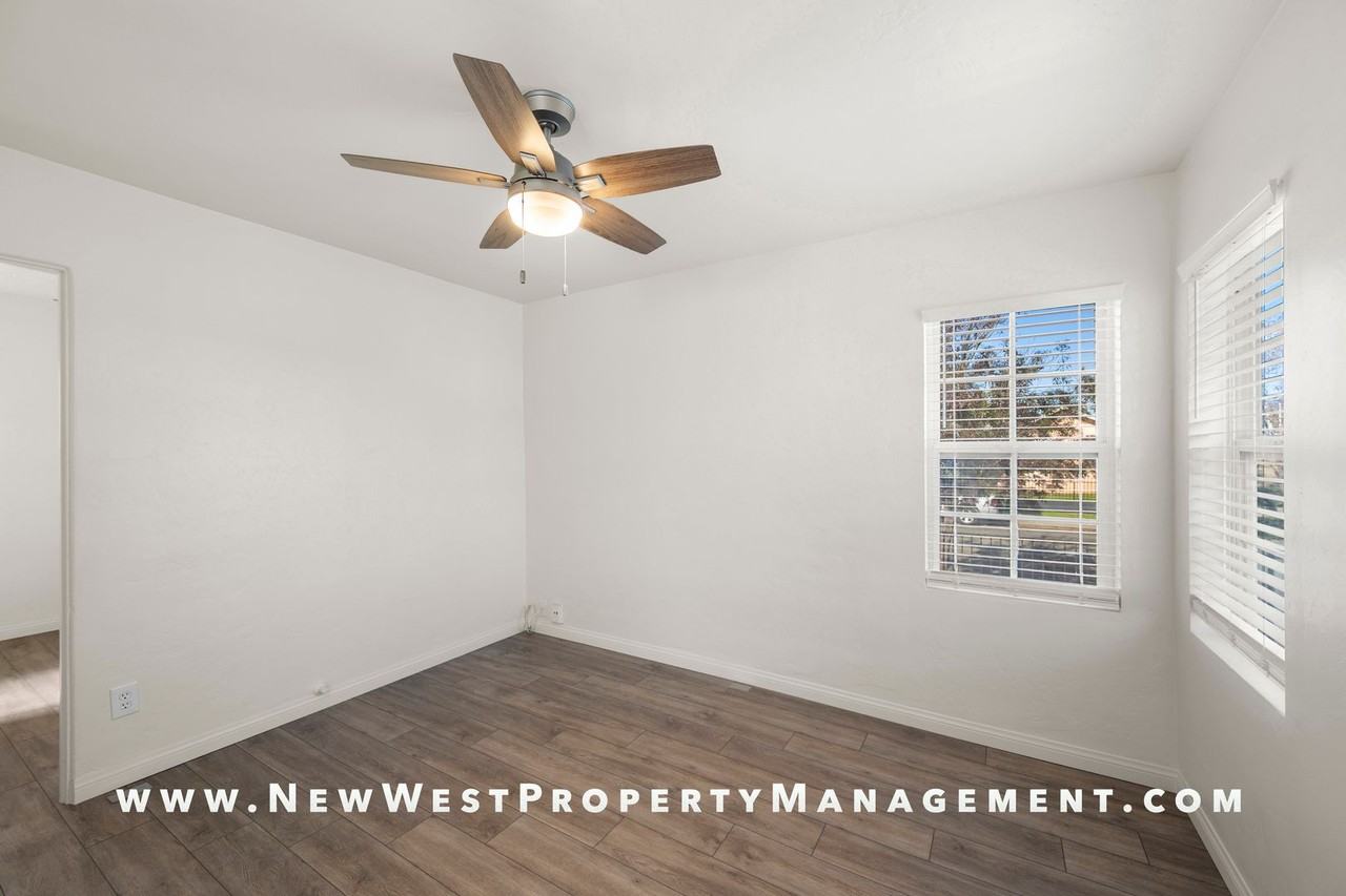 3141 Imperial Ave - Photo 7 of 30