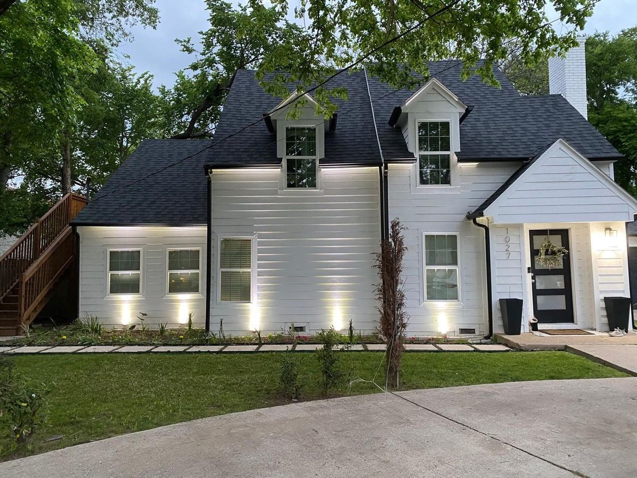 1027 E Union Bower Rd - Photo 2 of 18