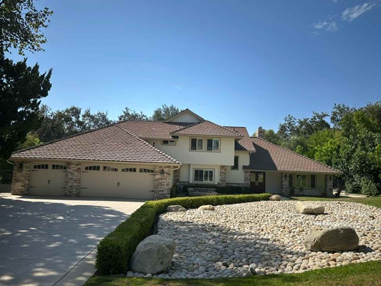 1635 Larkfield Ave - Photo 2 of 50