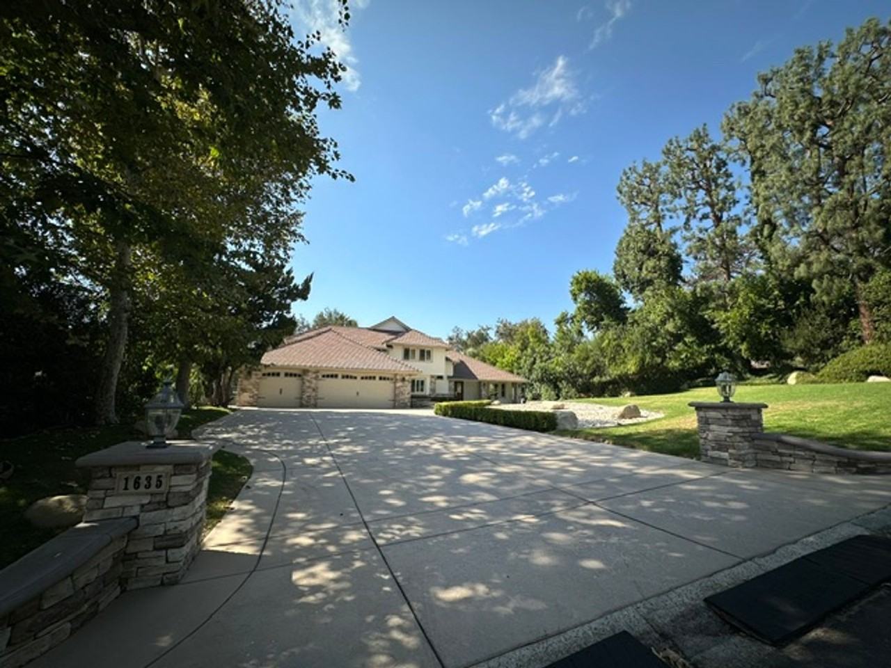 1635 Larkfield Ave - Photo 3 of 50