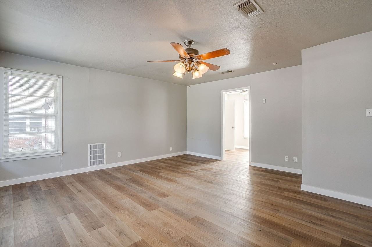 3112 Willow Park St - Photo 7 of 20