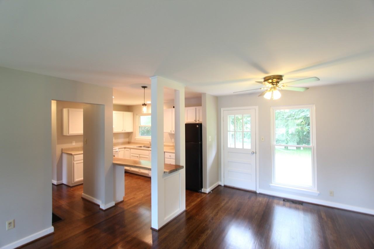 3025 La Haven Cir - Photo 5 of 16
