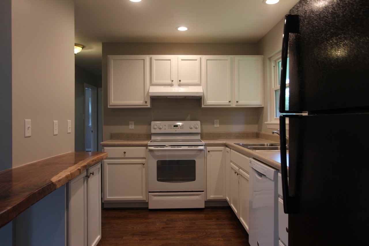 3025 La Haven Cir - Photo 7 of 16