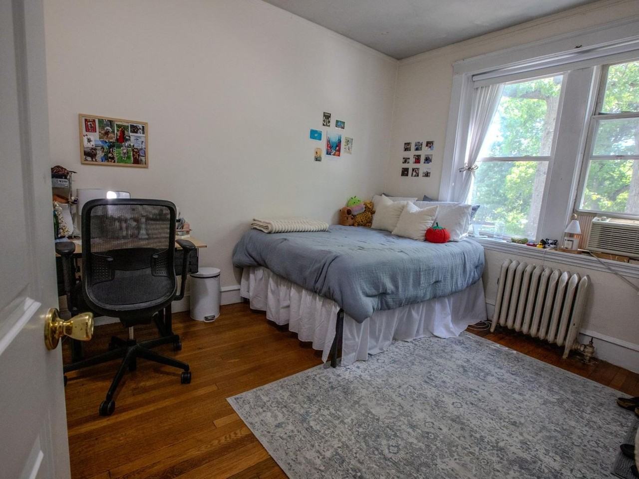 316 Saint Paul St - Photo 5 of 7