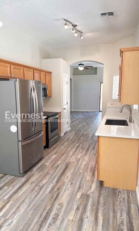 2057 E Calle Arroyo Lindo - Photo 6 of 27
