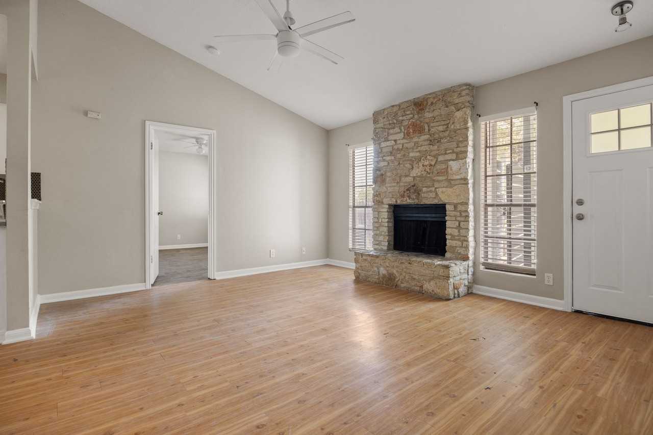1905 Margalene Way #A - Photo 4 of 17
