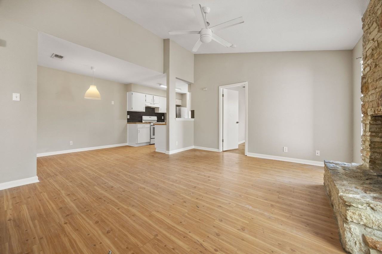 1905 Margalene Way #A - Photo 5 of 17