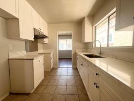 7238 - 7246 N Lotus Ave - Photo 1 of 1