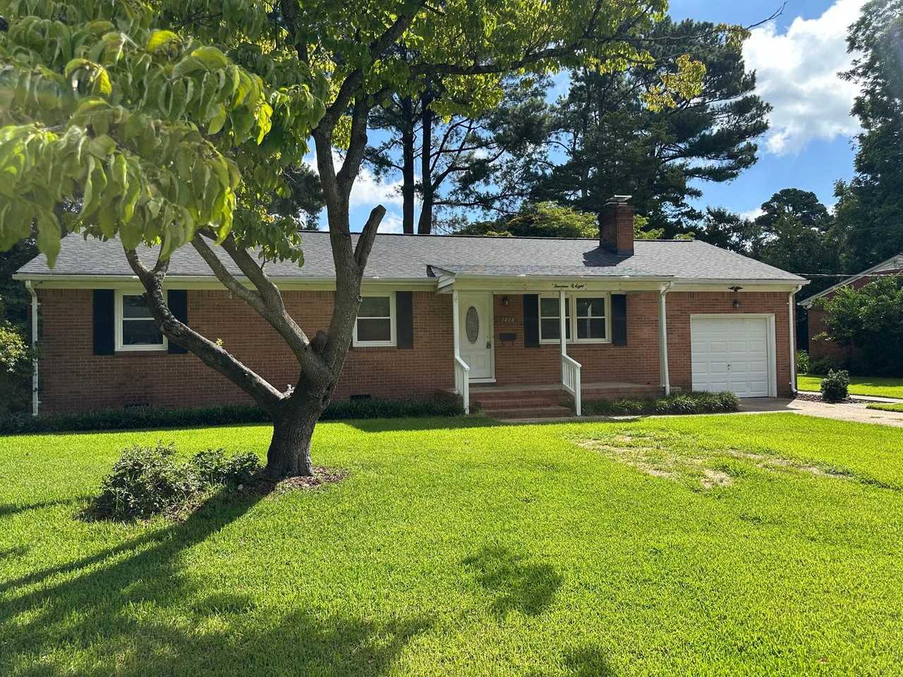 1408 Dermott Ave - Photo 3 of 33