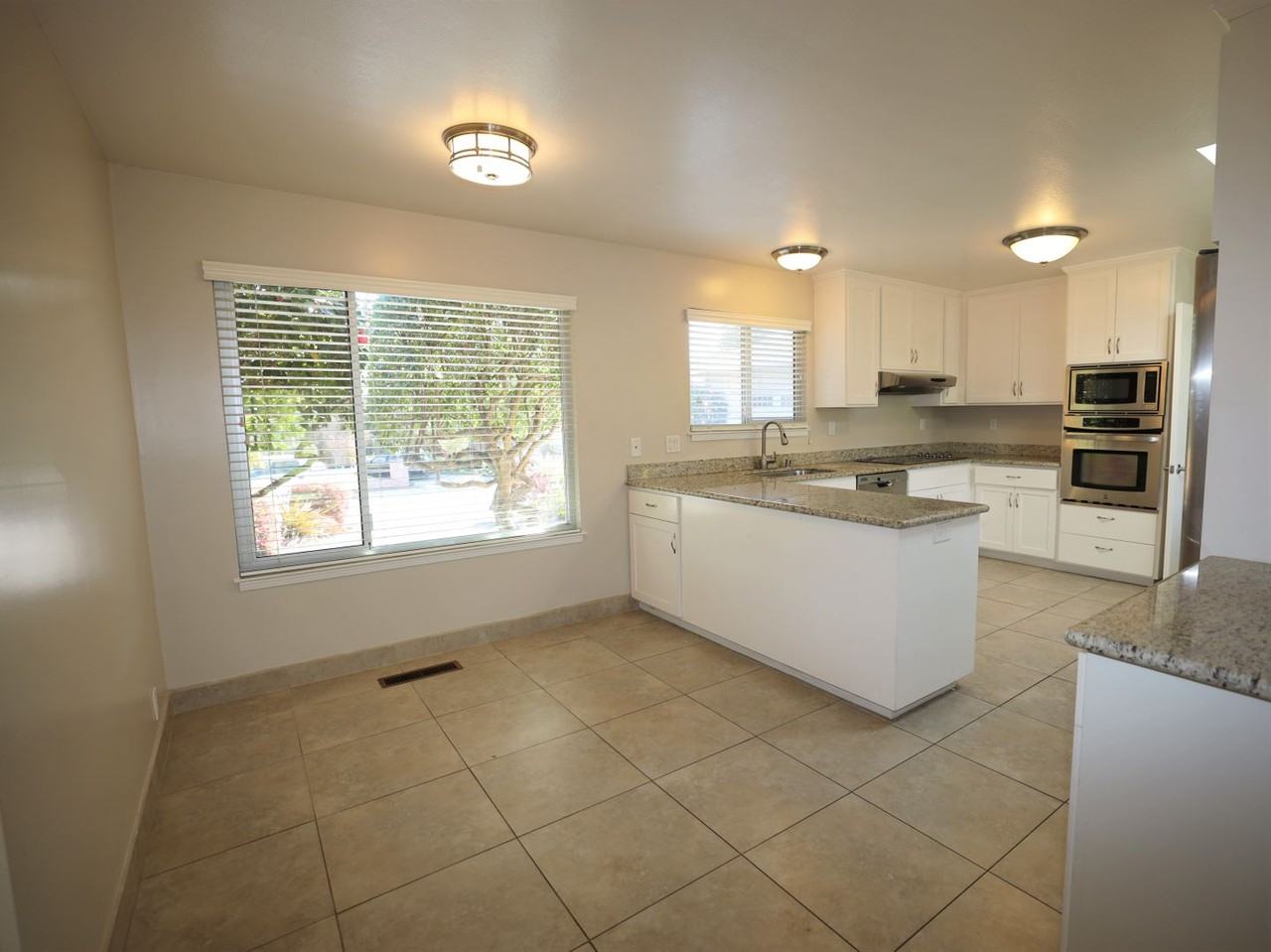 25 Genevra Rd - Photo 7 of 25