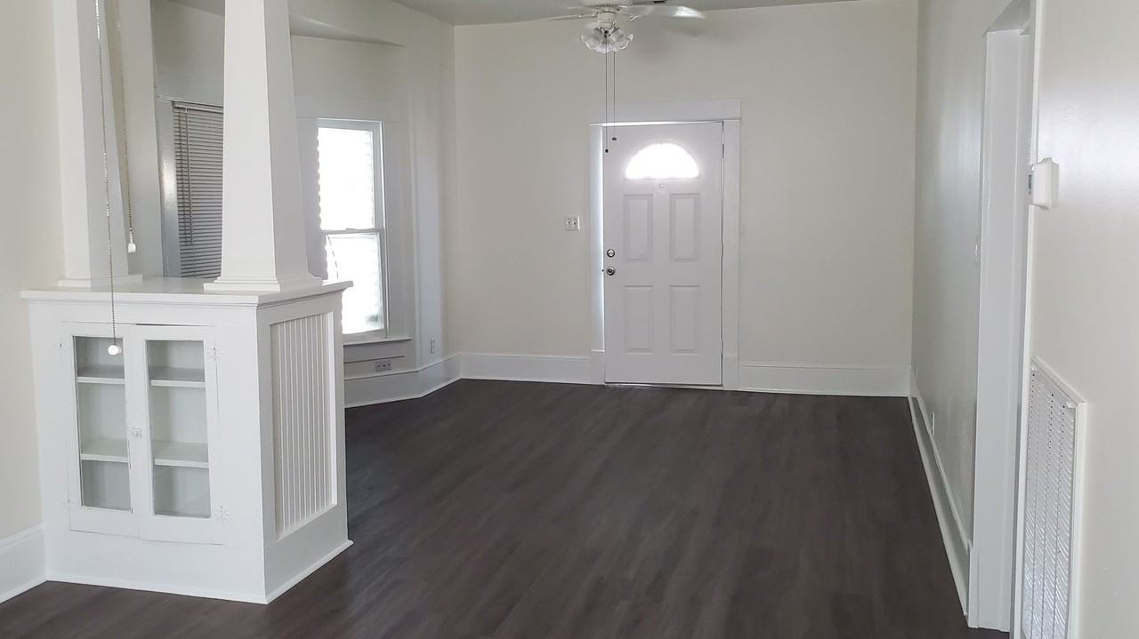 2411 30th St - Photo 7 of 22